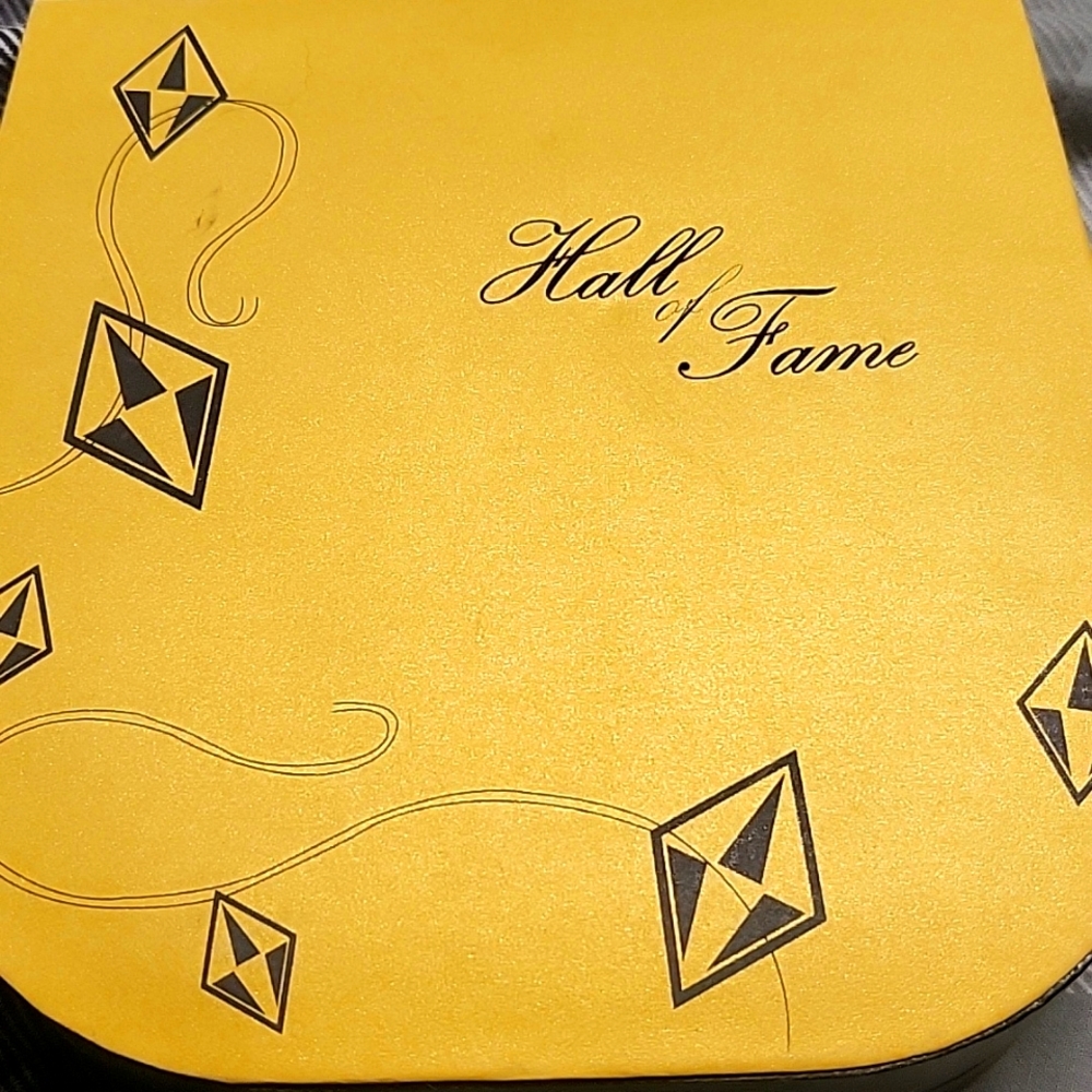 ***5/$20***Hall of fame jewellery set